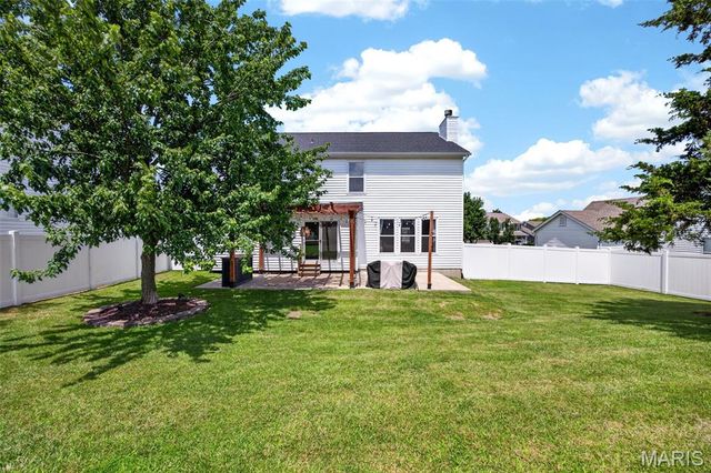 67 Old Chesapeake Drive, Wentzville, MO 63385