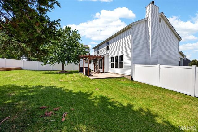 67 Old Chesapeake Drive, Wentzville, MO 63385