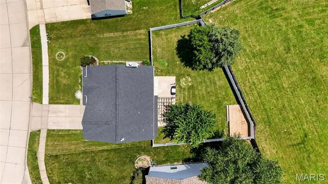 67 Old Chesapeake Drive, Wentzville, MO 63385