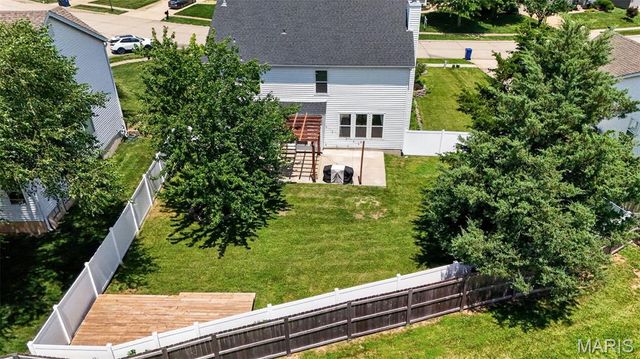 67 Old Chesapeake Drive, Wentzville, MO 63385