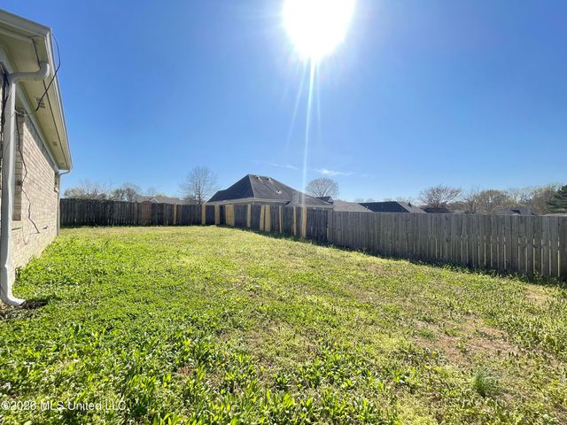 7331 Hunters Forest Drive, Olive Branch, MS 38654