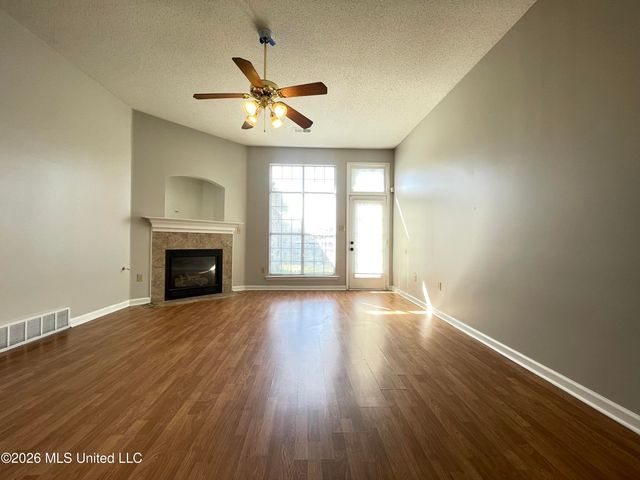 7331 Hunters Forest Drive, Olive Branch, MS 38654