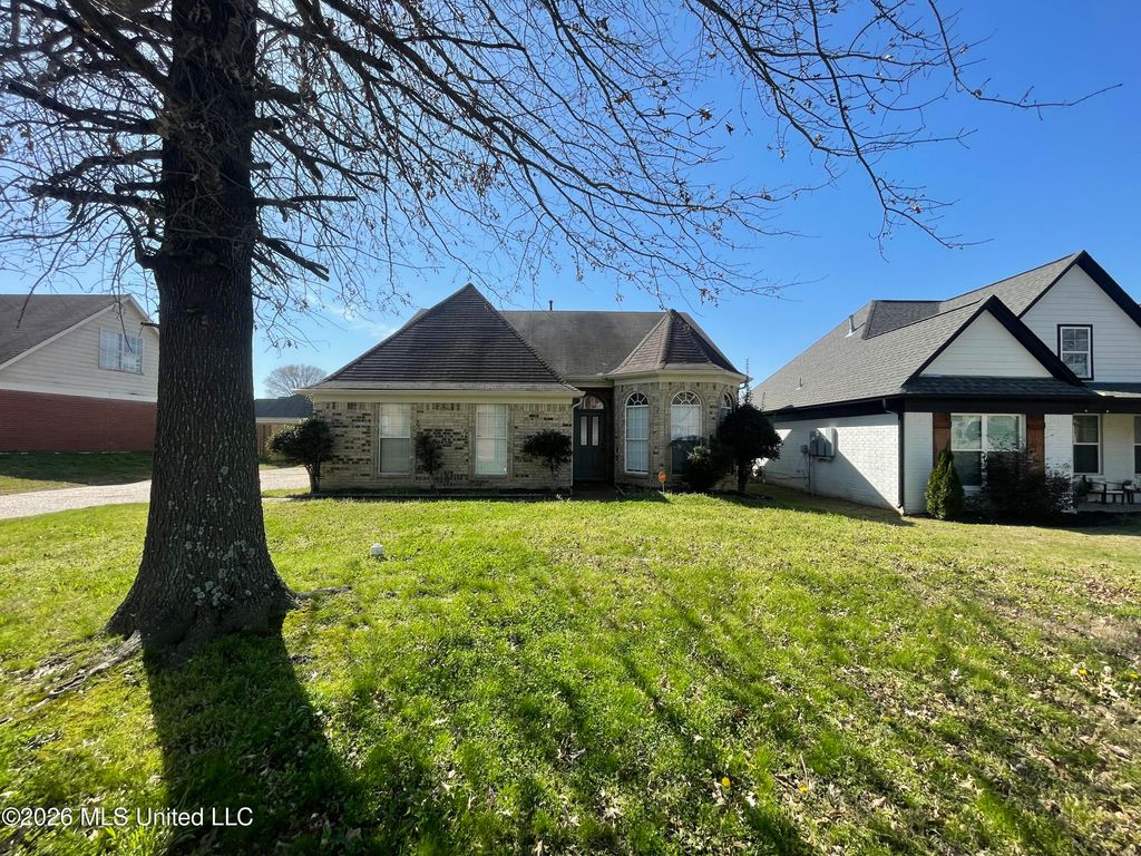 7331 Hunters Forest Drive, Olive Branch, MS 38654