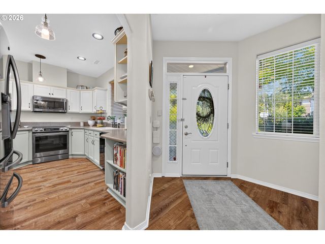 14330 Se PRINCETON VILLAGE Way, Clackamas, OR 97015