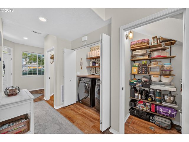 14330 Se PRINCETON VILLAGE Way, Clackamas, OR 97015