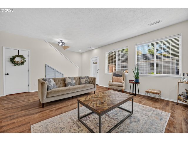 14330 Se PRINCETON VILLAGE Way, Clackamas, OR 97015