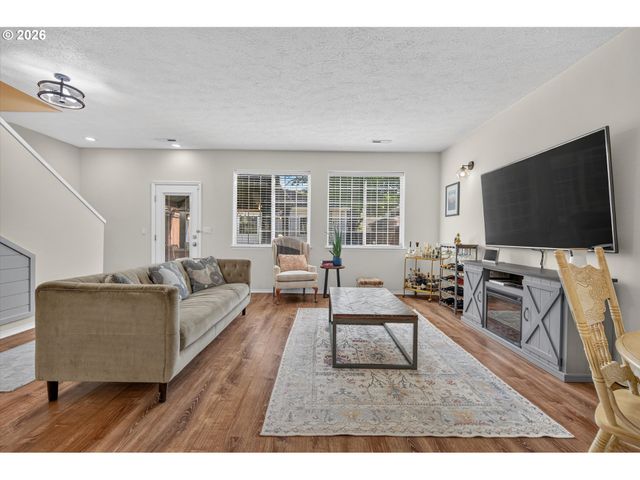 14330 Se PRINCETON VILLAGE Way, Clackamas, OR 97015