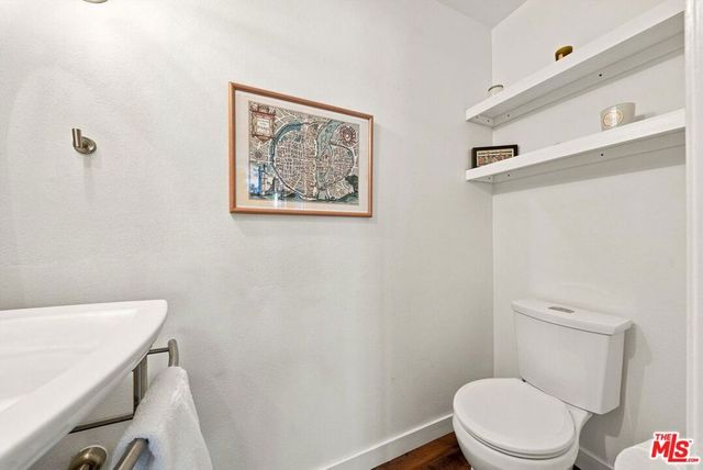 2520 Arizona Avenue 8, Santa Monica, CA 90404