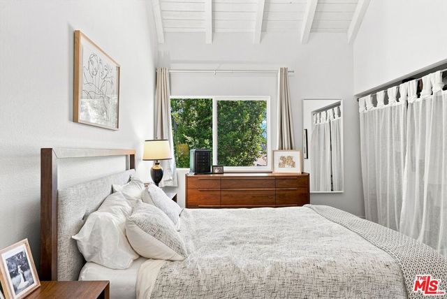 2520 Arizona Avenue 8, Santa Monica, CA 90404