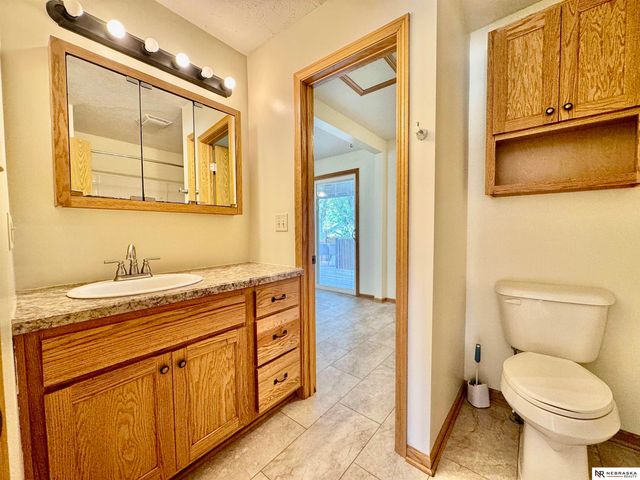 309 N East Avenue, York, NE 68467