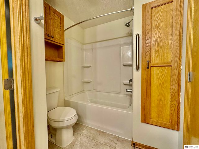 309 N East Avenue, York, NE 68467