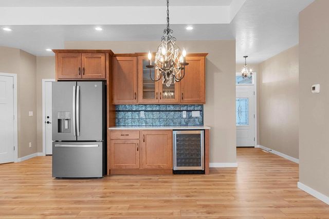 4884 WYLD BERRY WAY, Hobart, WI 54155