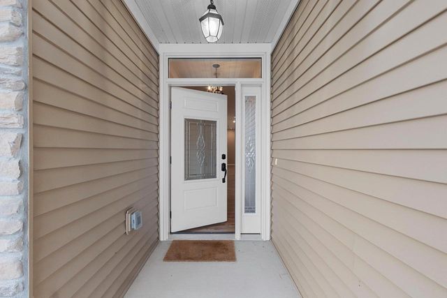 4884 WYLD BERRY WAY, Hobart, WI 54155