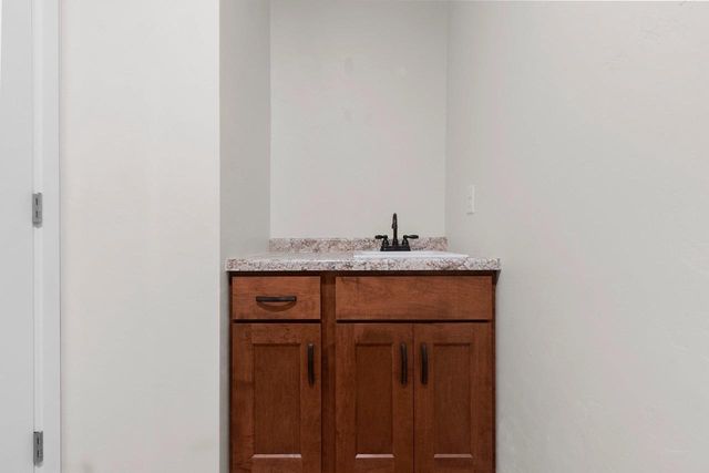 4884 WYLD BERRY WAY, Hobart, WI 54155