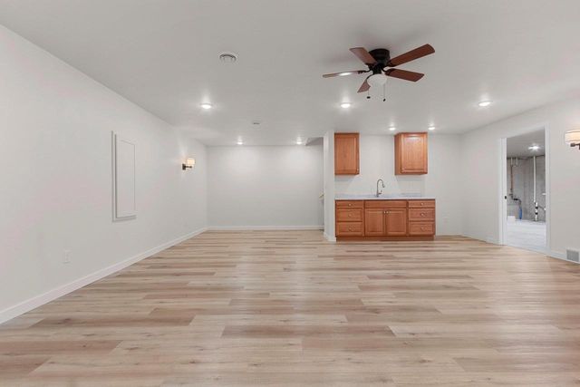 4884 WYLD BERRY WAY, Hobart, WI 54155