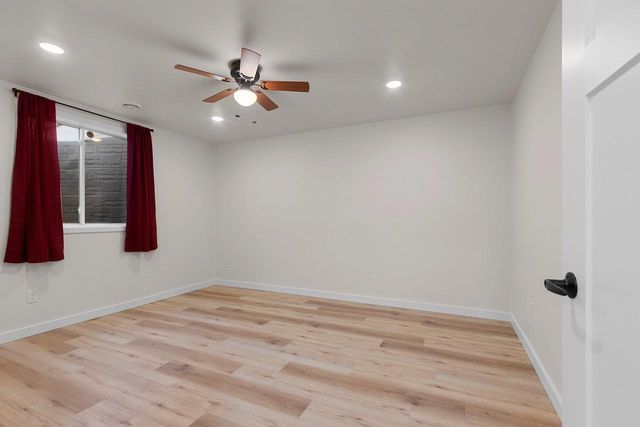 4884 WYLD BERRY WAY, Hobart, WI 54155