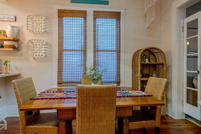 3609 Avenue O, Galveston, TX 77550