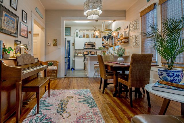 3609 Avenue O, Galveston, TX 77550