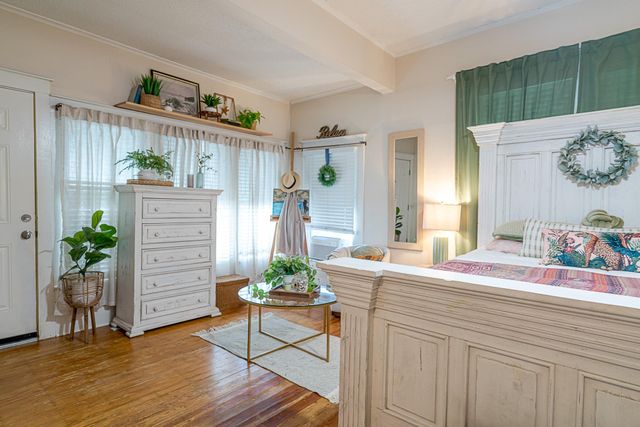 3609 Avenue O, Galveston, TX 77550