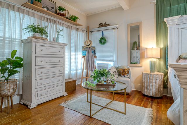 3609 Avenue O, Galveston, TX 77550