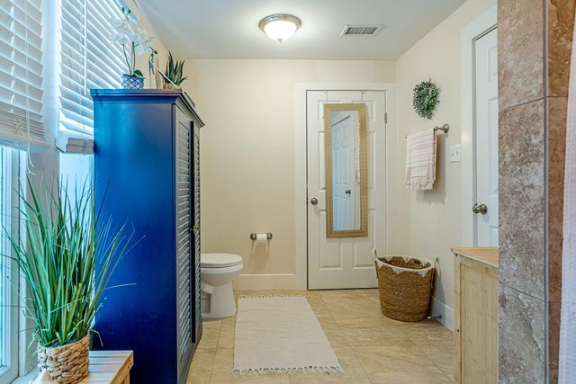 3609 Avenue O, Galveston, TX 77550