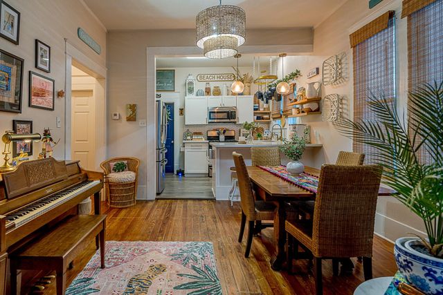 3609 Avenue O, Galveston, TX 77550