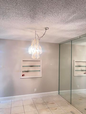 7505 NW 5th Place 106, Margate, FL 33063