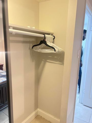 7505 NW 5th Place 106, Margate, FL 33063