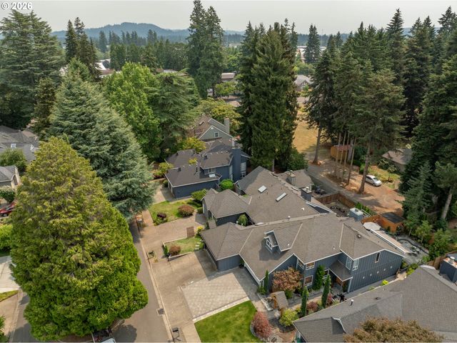 7666 Sw AFTON Ln, Portland, OR 97224