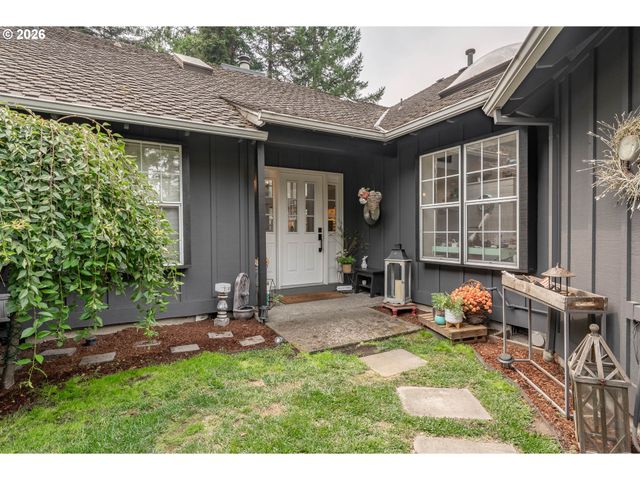 7666 Sw AFTON Ln, Portland, OR 97224