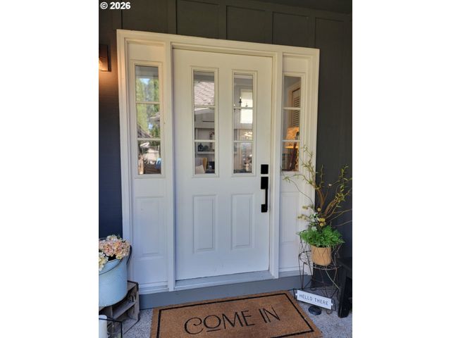 7666 Sw AFTON Ln, Portland, OR 97224