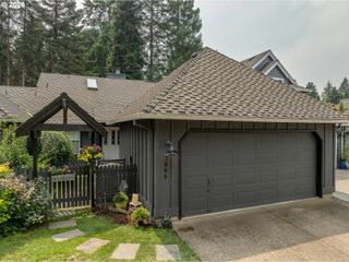7666 Sw AFTON Ln, Portland, OR 97224
