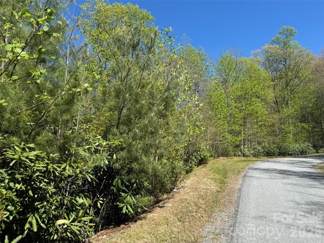33 Reserve Road 33, Pisgah Forest, NC 28768