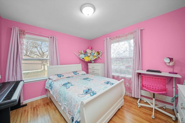 84 E Rickard Drive, Oswego, IL 60543