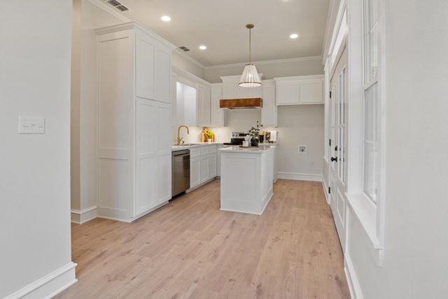 655 N SODA ST, Jefferson, TX 75657