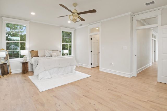 655 N SODA ST, Jefferson, TX 75657