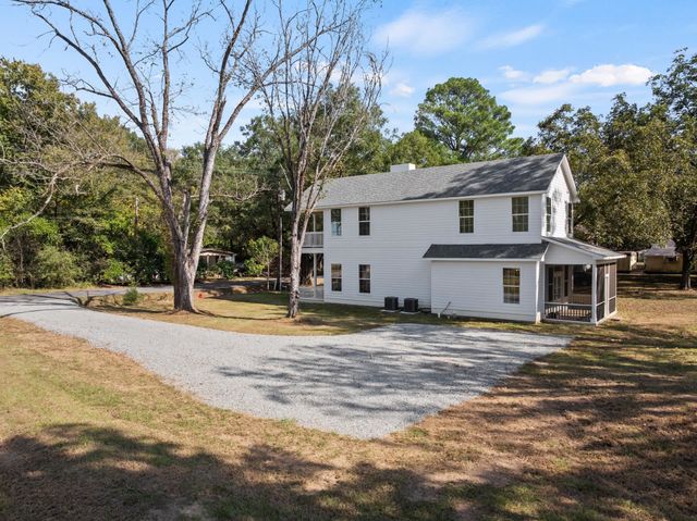 655 N SODA ST, Jefferson, TX 75657