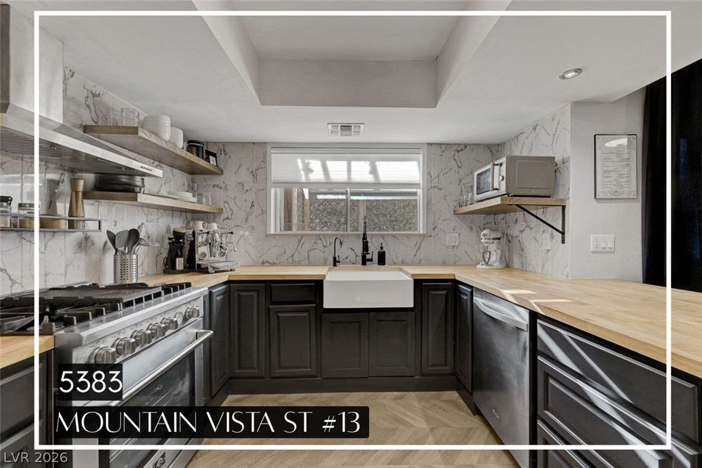 5383 Mountain Vista Street 13, Las Vegas, NV 89120 — exterior