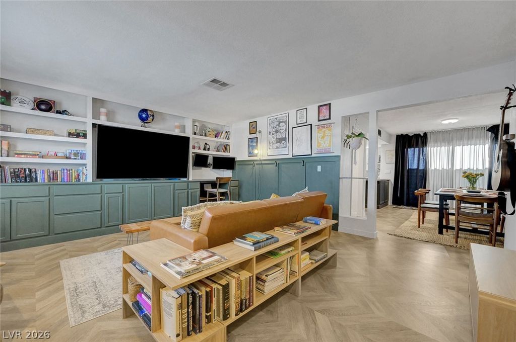 5383 Mountain Vista Street 13, Las Vegas, NV 89120 — photo 5