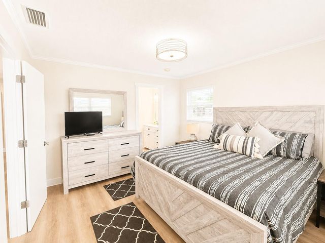 9718 HERNANDO COURT, Bradenton, FL 34210