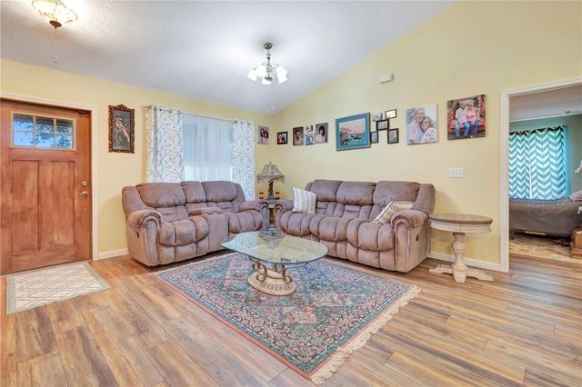 7427 REDWING ROAD, Groveland, FL 34736