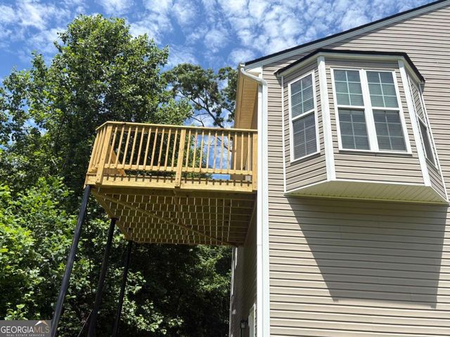 5374 Crown Oaks Drive, Lula, GA 30554