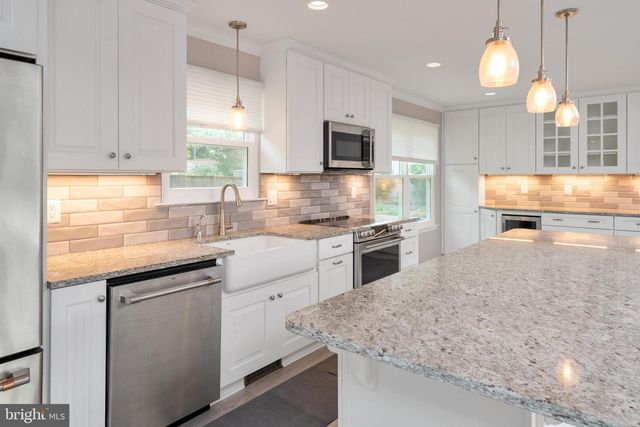 2110 CLEARVIEW DR, Owings, MD 20736