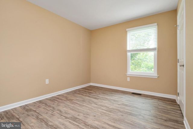2110 CLEARVIEW DR, Owings, MD 20736
