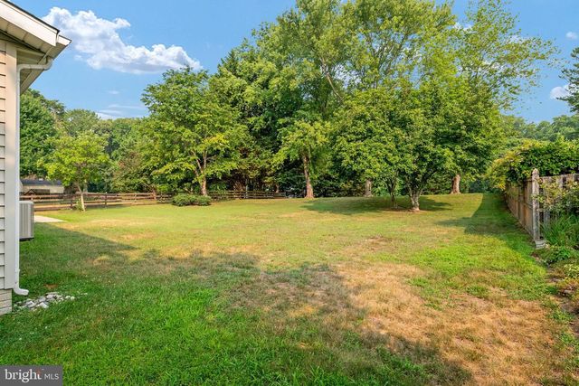 2110 CLEARVIEW DR, Owings, MD 20736