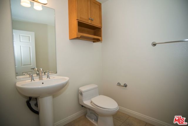5831 Seawalk Drive 221, Los Angeles, CA 90094