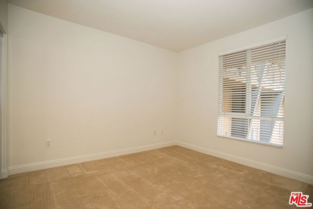 5831 Seawalk Drive 221, Los Angeles, CA 90094