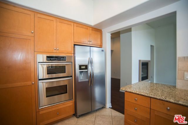 5831 Seawalk Drive 221, Los Angeles, CA 90094