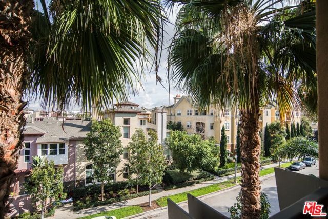 5831 Seawalk Drive 221, Los Angeles, CA 90094
