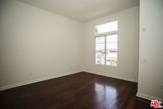 5831 Seawalk Drive 221, Los Angeles, CA 90094